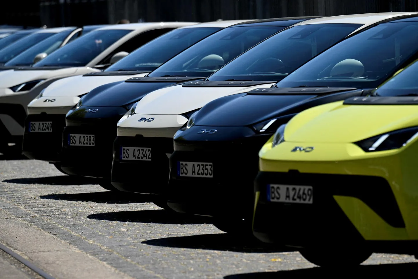 Hiina BYD möödus aprillis Euroopa turul elektriautode müügis Teslast.