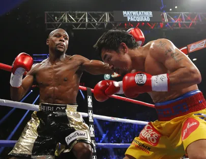 Floyd Mayweather jr (vasakul) ja Manny Pacquiao vahel peetud «Sajandi matš». / Scanpix