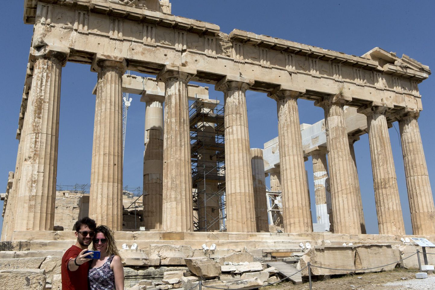 Афинский Акрополь. Туристы из 19 стран смогут посмотреть на эту достопримечательность уже с 15 июня