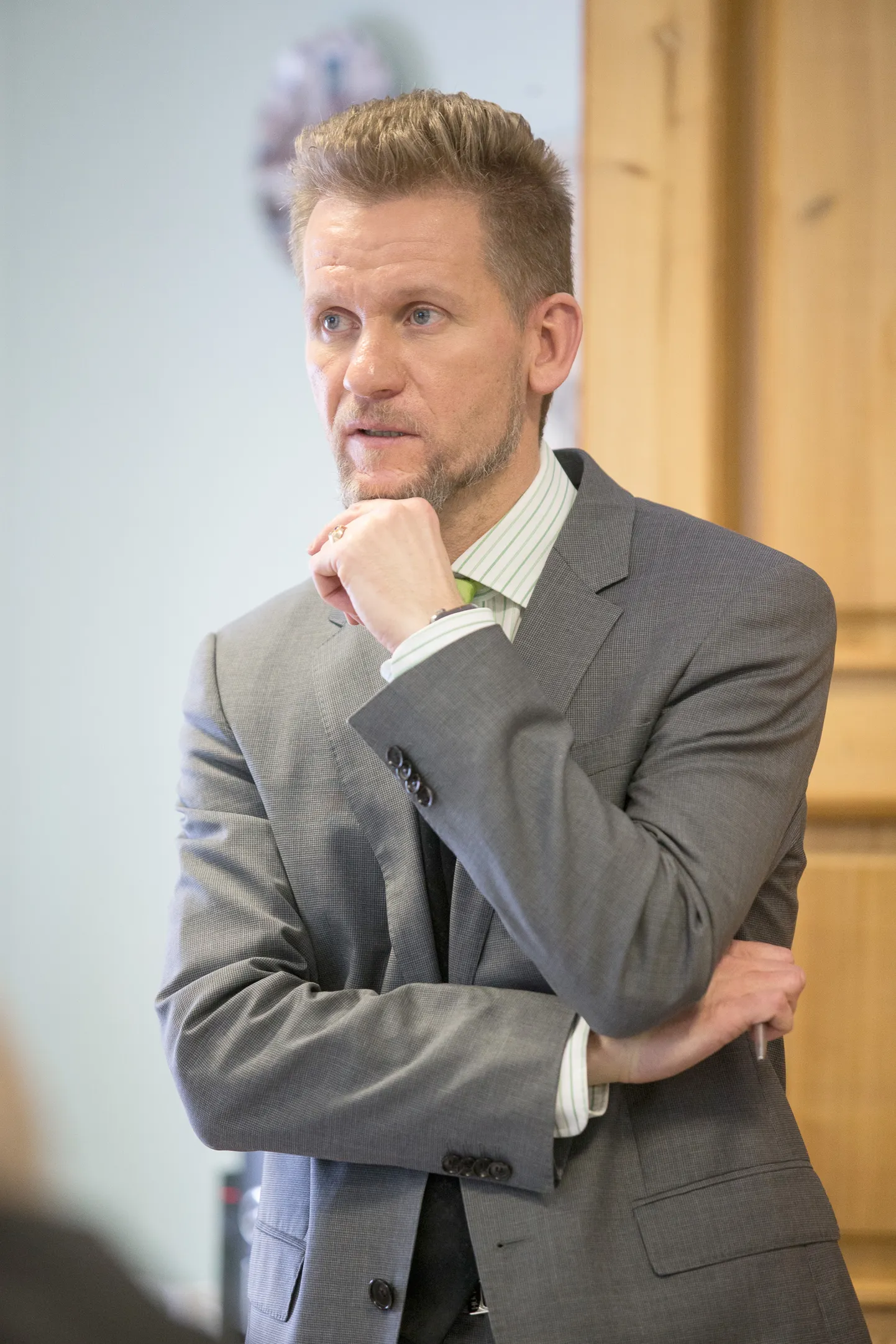 Veikko Luhalaid.