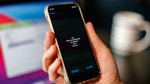 Mobiil-ID kasutajad peavad järgmise aasta jooksul SIM-kaardi välja vahetama