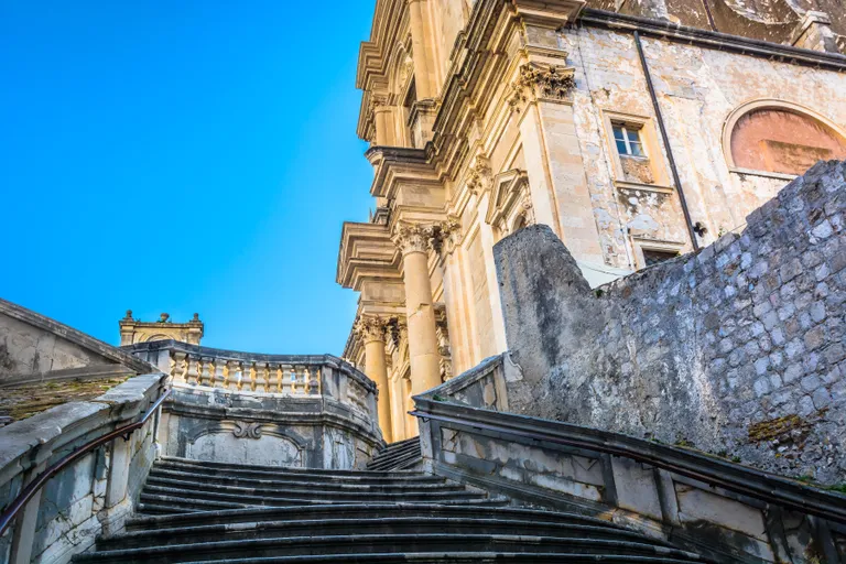 Dubrovnik, Horvaatia ehk Kuningalinn (pildil trepid, kus Cersei tegi häbikõndi)