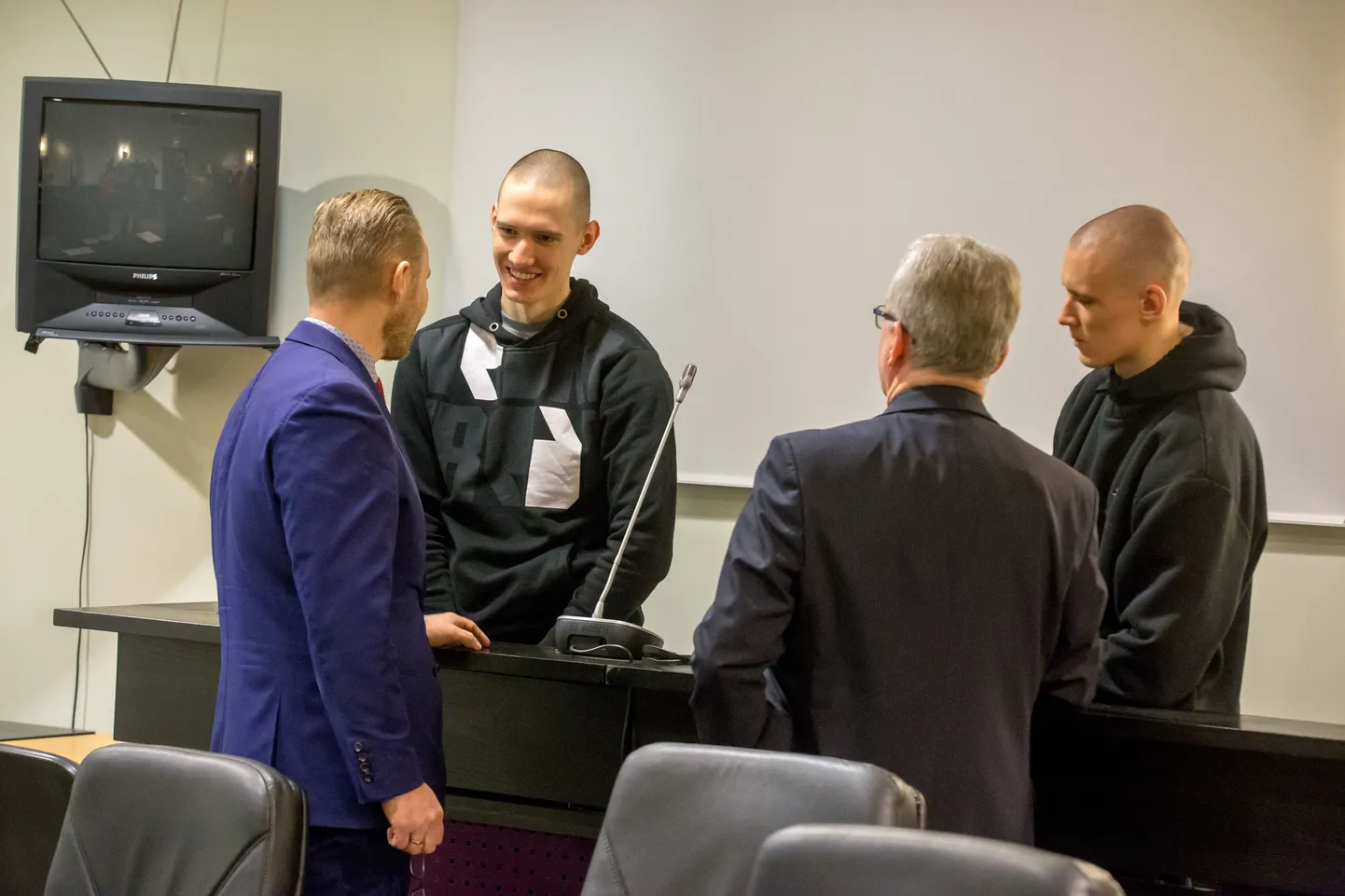 Pärnu maakohus mõistis 13. märtsil Filip-Artur ja Benjamin Hiienurme taksojuht Lembit Uibo mõrvas süüdi ja määras mõlemale 15 aasta pikkuse vangistuse.