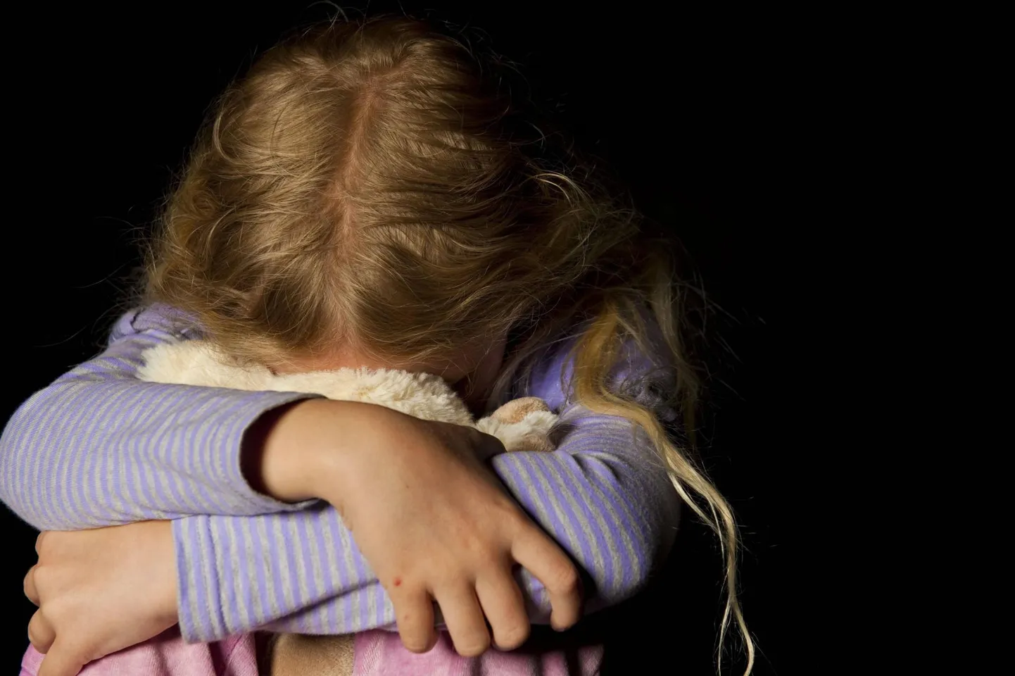 Lapsega suguühtesse astumine tekitab kahtluse, et XX võib olla pedofiil, märkis prokuratuur. Süüdimõistetu nime palub kohus kannatanute kaitseks mitte avaldada. Sümbolpilt.