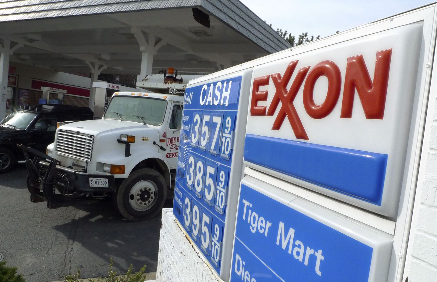 Naftafirma Exxon Mobil oli mullu USA suurim maksumaksja, loovutades riigieelarvesse maksudena 27,3 miljardit dollarit.