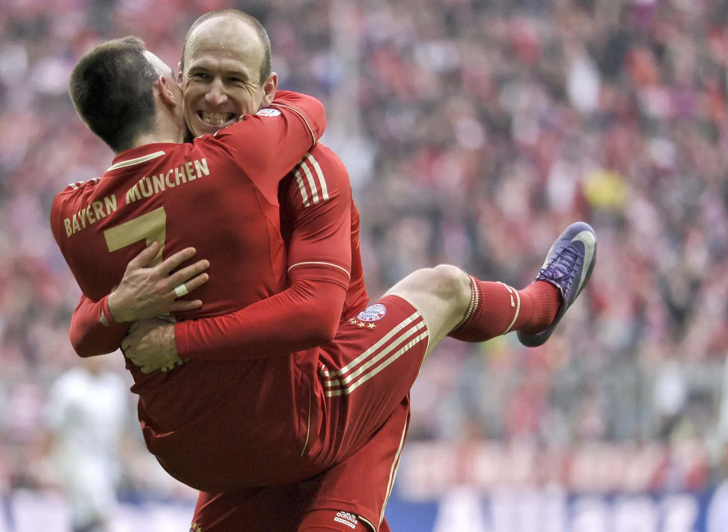 Müncheni Bayerni tähtmängijad Franck Ribery (vasakul) ja Arjen Robben.