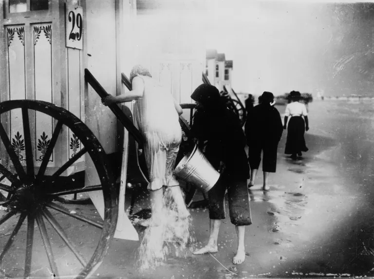 1910