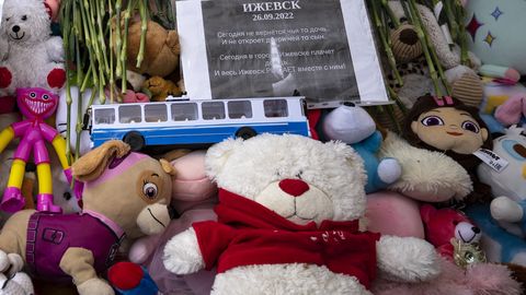 Стрельба в школе Ижевска: число погибших выросло, жертвами стали дети в возрасте от 7 до 16 лет