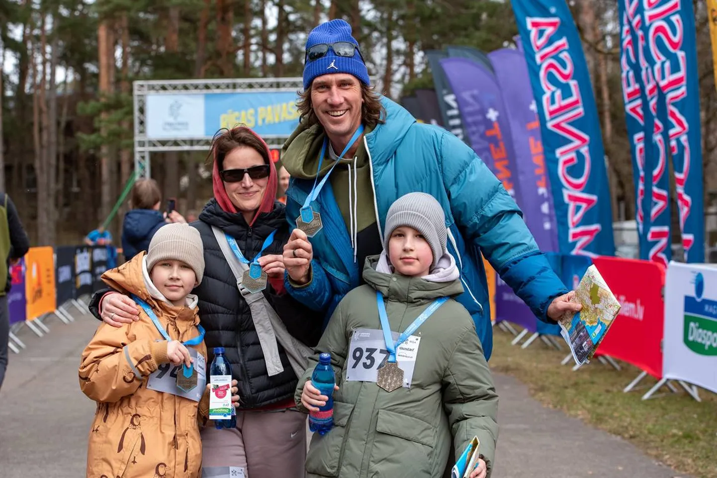Ar olimpiešu Samoilova un Aparjodes startu aizvadīts "Rīgas pavasara leģendu rogainings" Jaunciemā