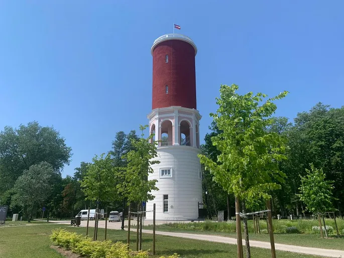 Секс в парке за деньги - смотреть русское порно видео онлайн