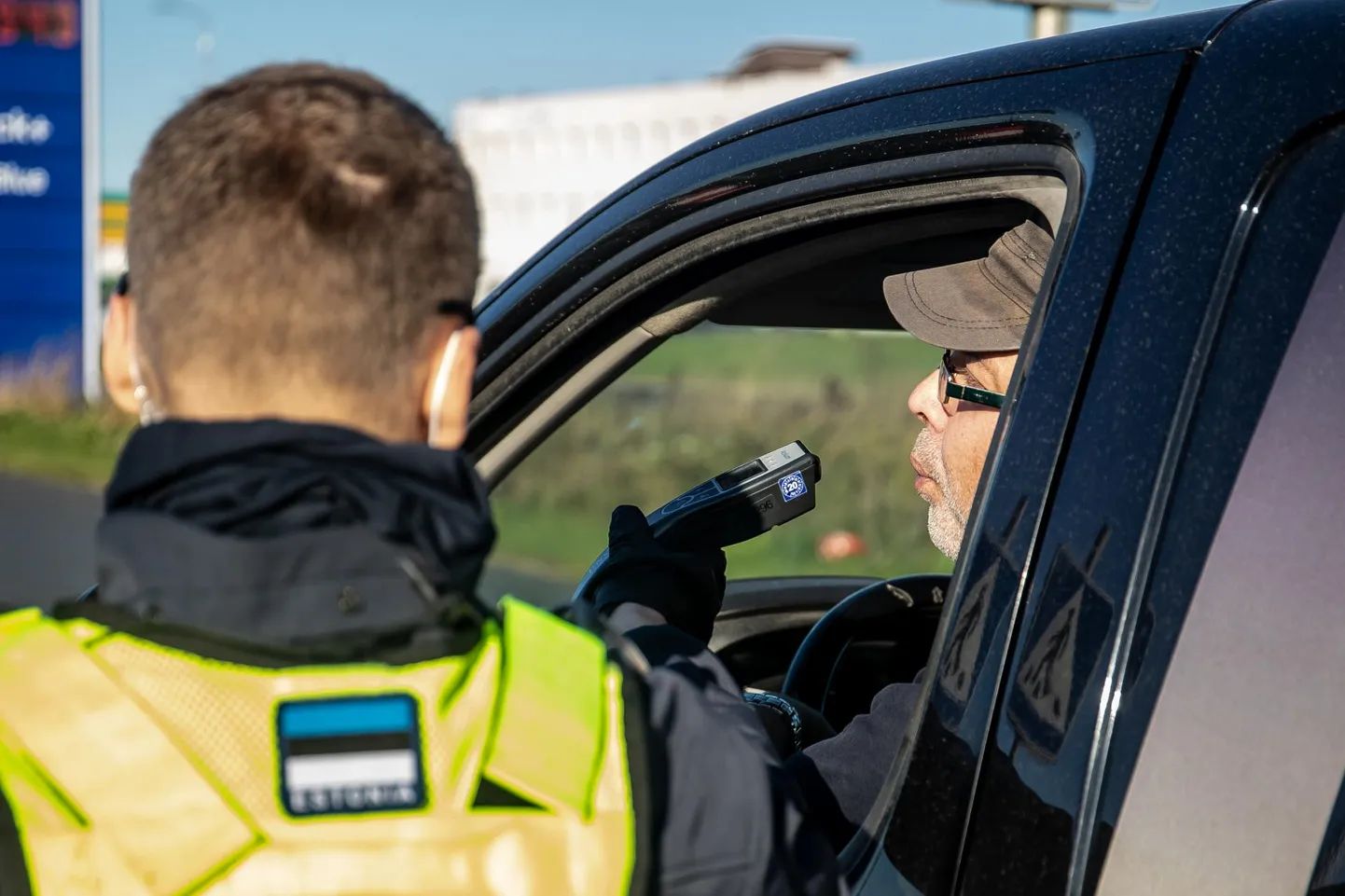 Puhumisreidi käigus tabati esimene napsutanud juht teise autona.