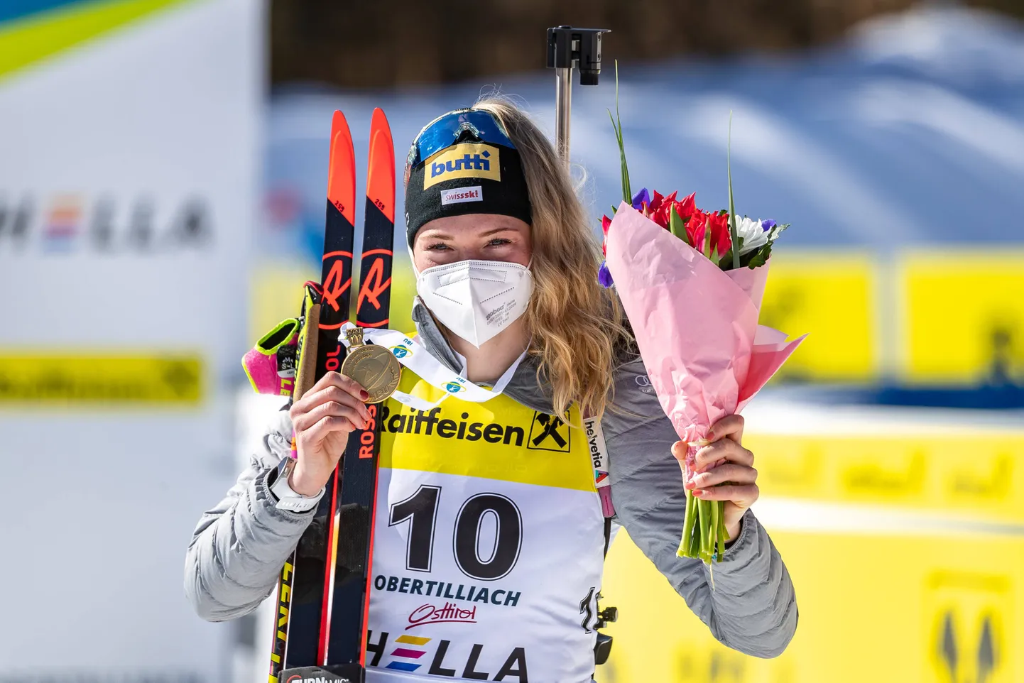 7,5 kilomeetri distantsil krooniti Amy Basegra laskesuusatamise juunioride maailmameistriks.