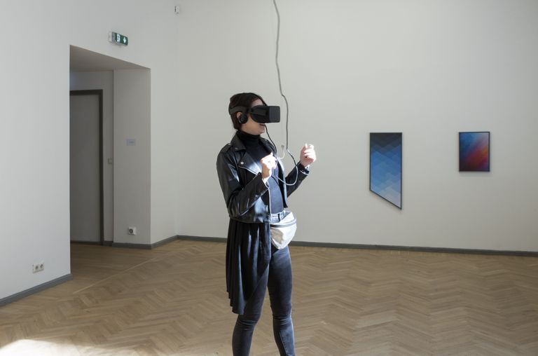 Laura Kuusk «Kaver». 360-kraadine korduvesituses VR video. (2017)