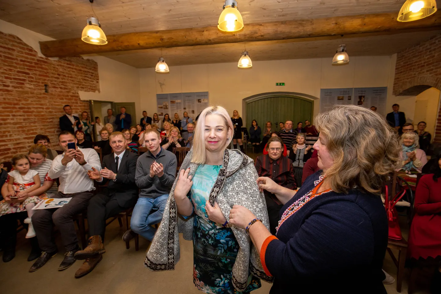 2018. aastal sai sädeinimese tiitli Sirli Bull Imaverest. SA Järvamaa Arenduskeskus ja MTÜ Kodukant Järvamaa kuulutasid Eistvere mõisas välja Järvamaa tublimad kodanikualgatuses mullu 29. novembril.