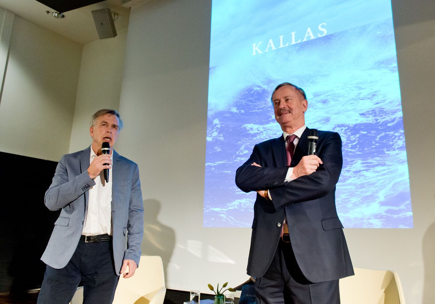 Siim Kallase raamatu „Kallas. Esseed, mõtted ja päevakaja“ esitlus Swissotelis.