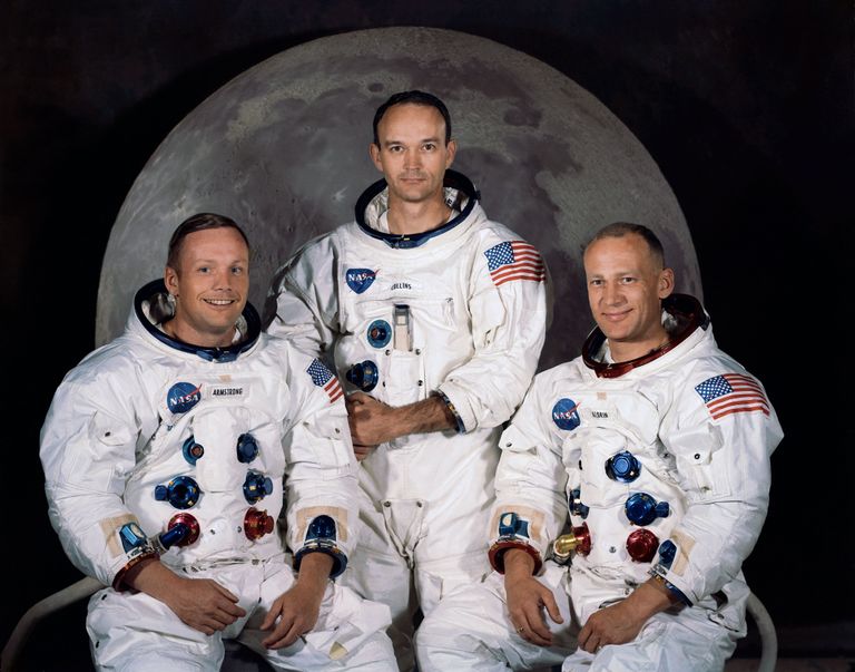Apollo 11 astronaudid 30. märtsil 1969 Kennedy kosmosekeskuses tehtud fotol. Vasakult paremale: Neil Armstrong, Michael Collins ja Buzz Aldrin.