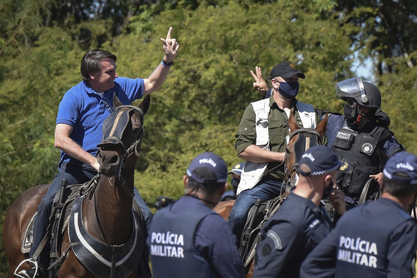 Brasiilia president Jair Bolsonaro eiramas maskikandmise kohustust.