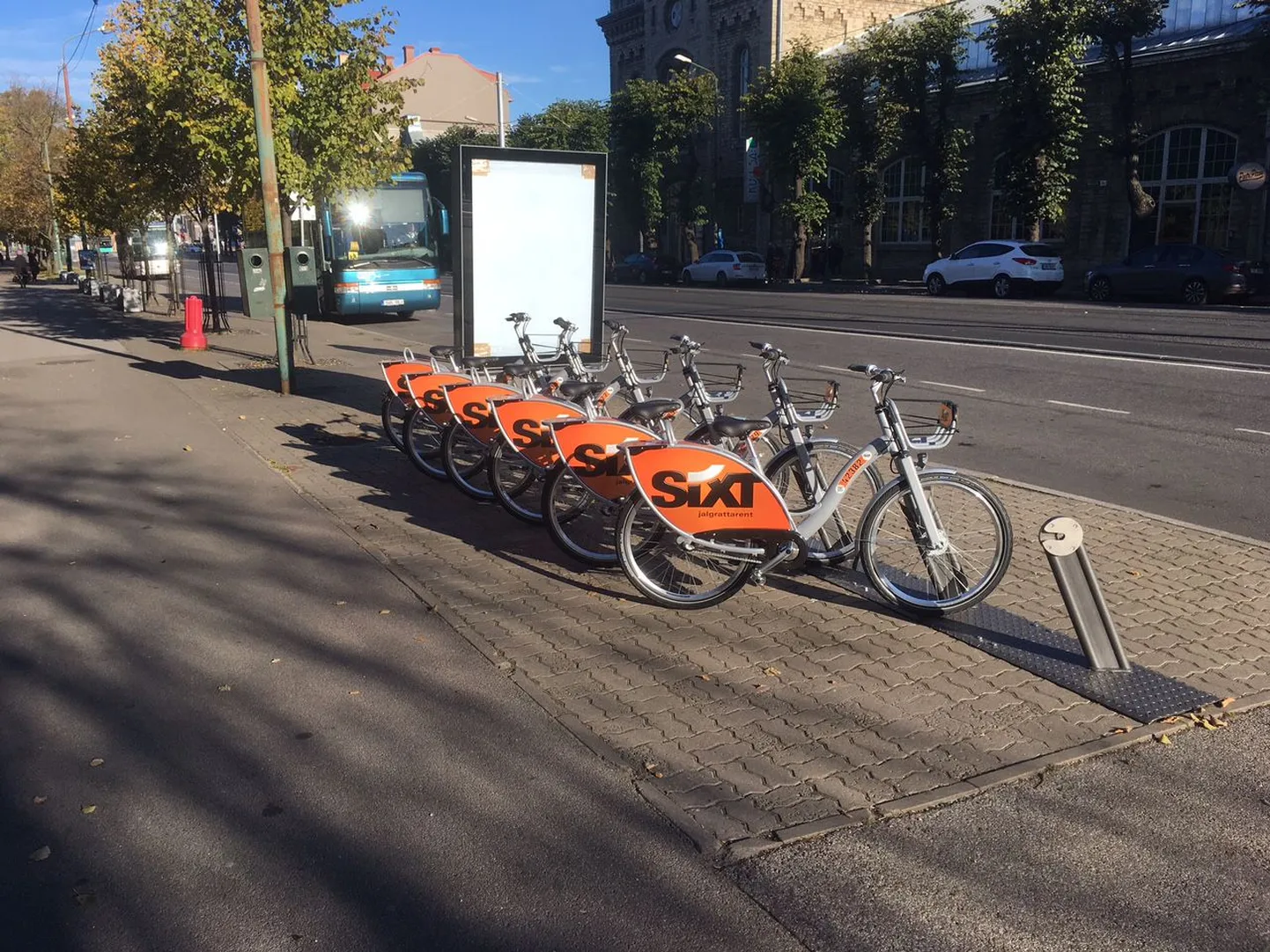 Пункт проката велосипедов в центре Таллинна.