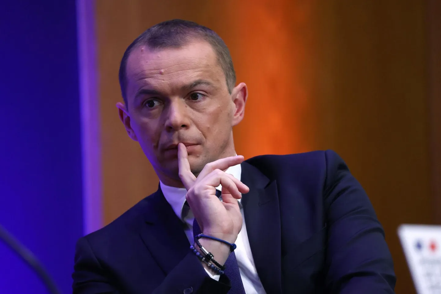 Prantsusmaa eelarveminister Olivier Dussopt rõhutab, et tema kodumaa peab tegema eelarvepoliitikas struktuurseid muutusi ja vajab selleks pikaajalist strateegiat.