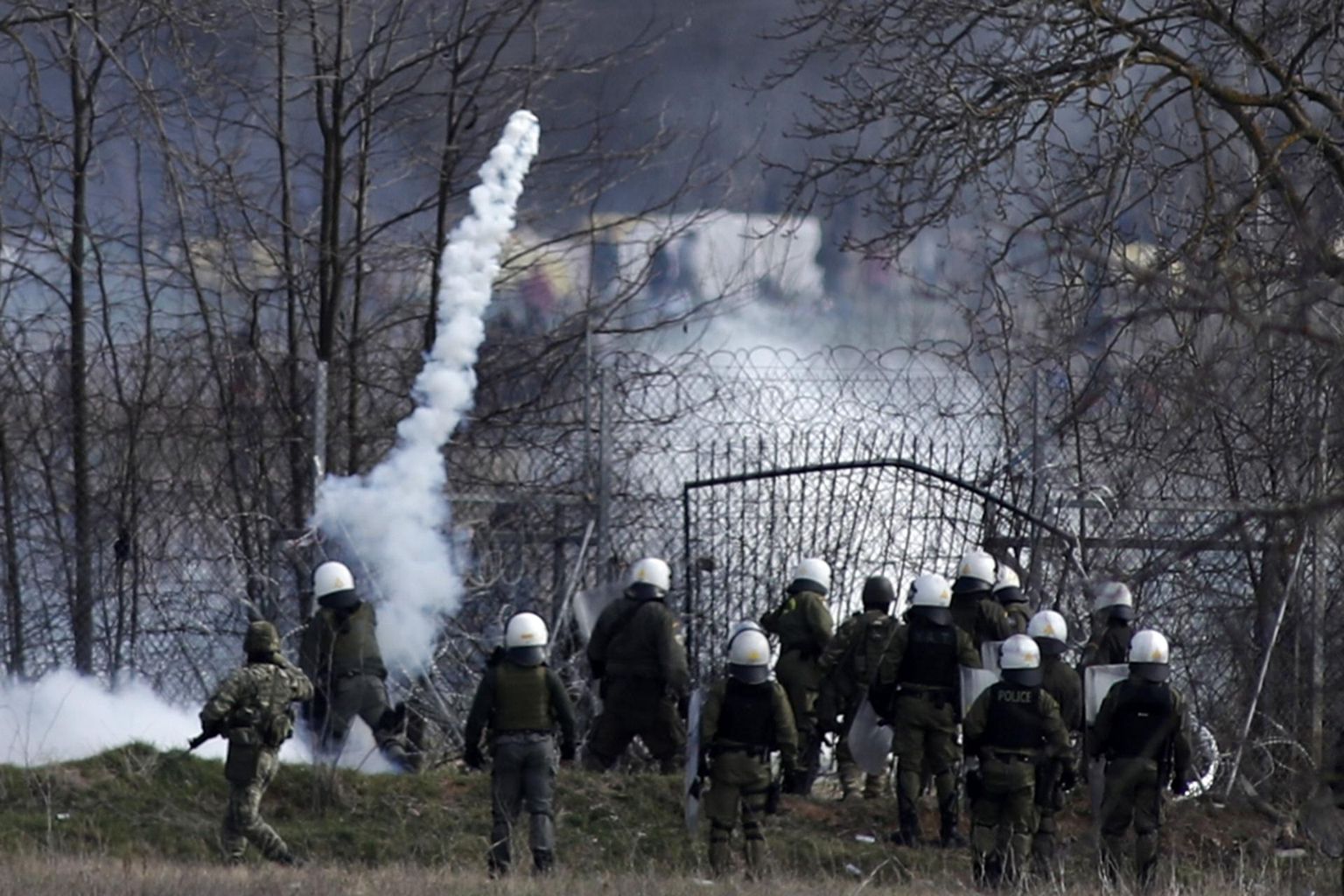 Kreeka politsei ja sissetungijate mullune vastasseis Kastaniési piirkonnas.
