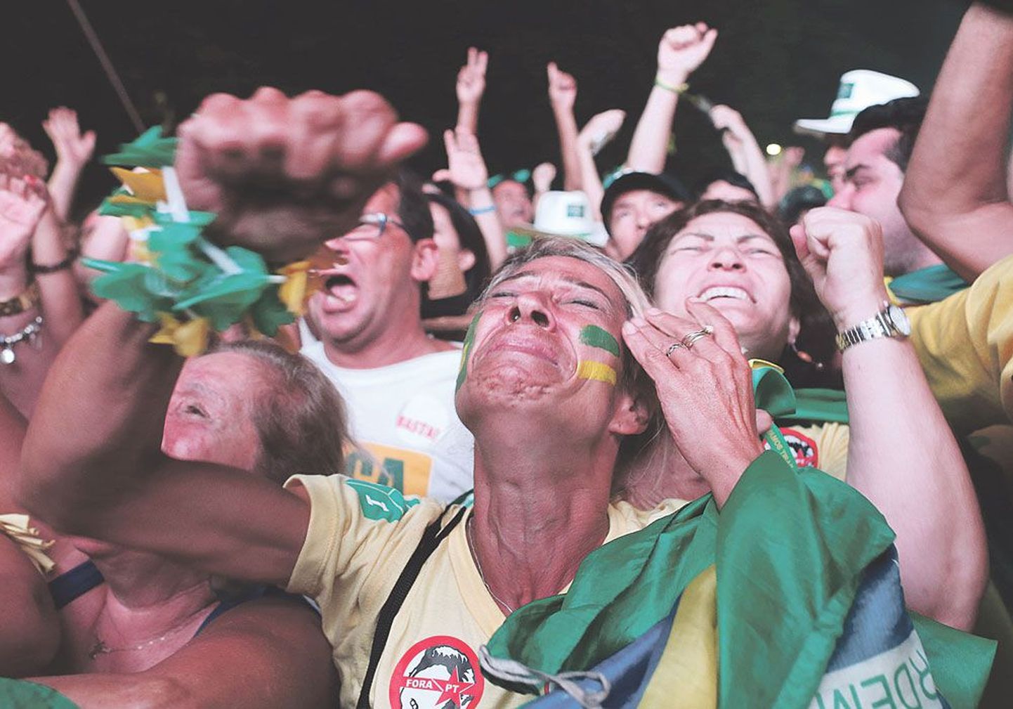 Отставку президента Дилмы Русеф поддерживают более 60 процентов бразильцев.