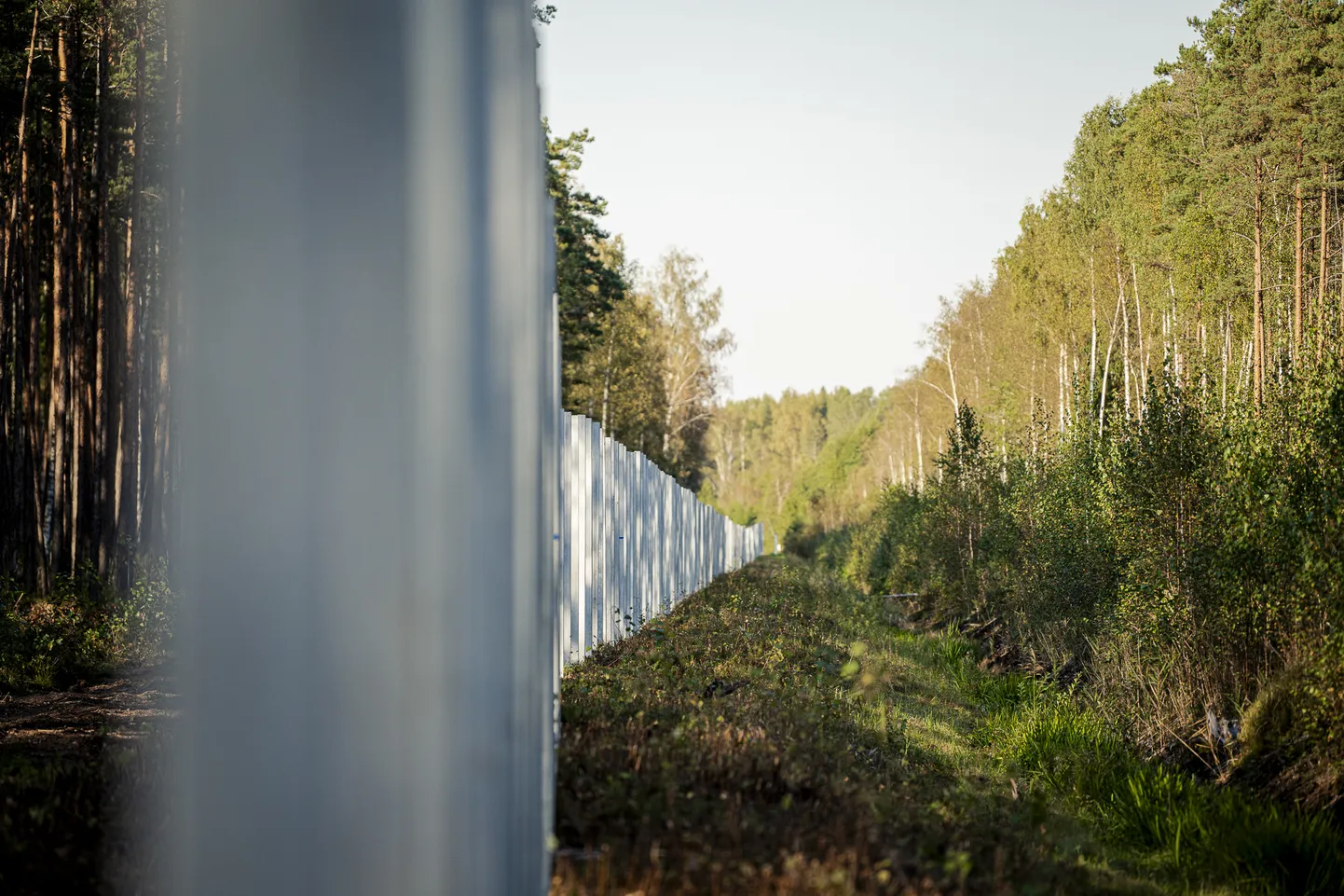 Balvu novadā izbūvēts Latvijas un Krievijas robežas žoga posms
