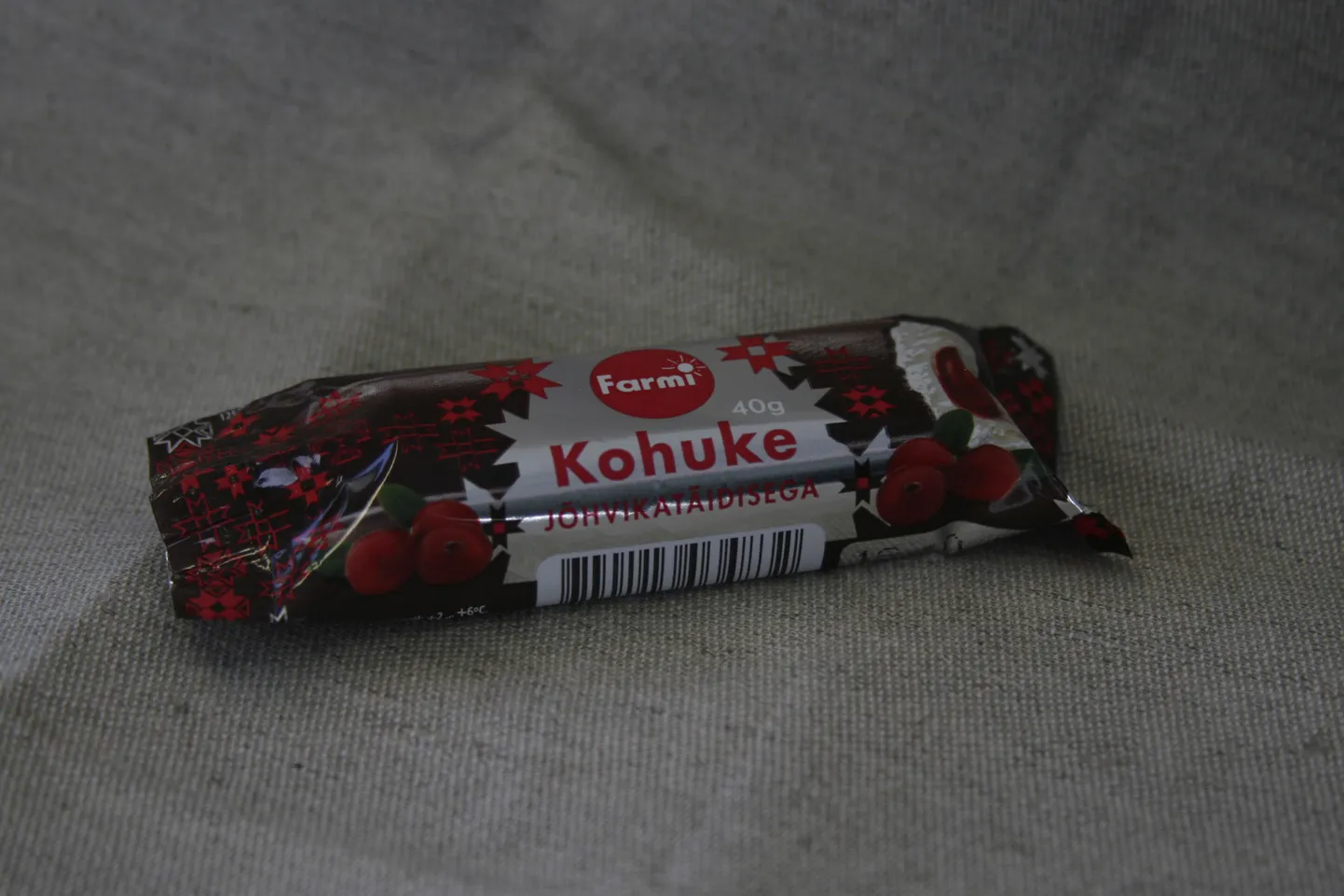 Farmi jõhvikatäidisega kohuke.