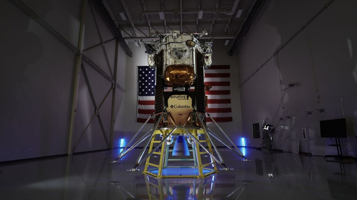 Kuu-maandur Odysseus on eraettevõtte loodud masin, mis peaks Kuule viima ka üksjagu NASA kosmosekraami. Praegu ootab see oma starti SpaceX Falcon 9 raketi ninaosas.