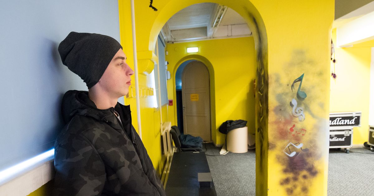 Rakvere räppar avaldas raamidest väljas loo
