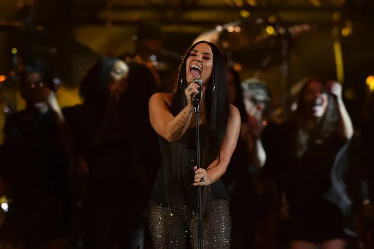 Demi Lovato tühistas enda Lõuna-Ameerika tuuri, et oma tervisele keskenduda.