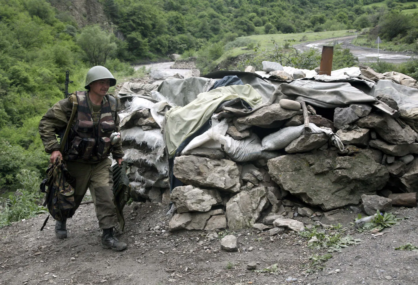 Vene sõdur patrullpunktis Tšetšeenias.