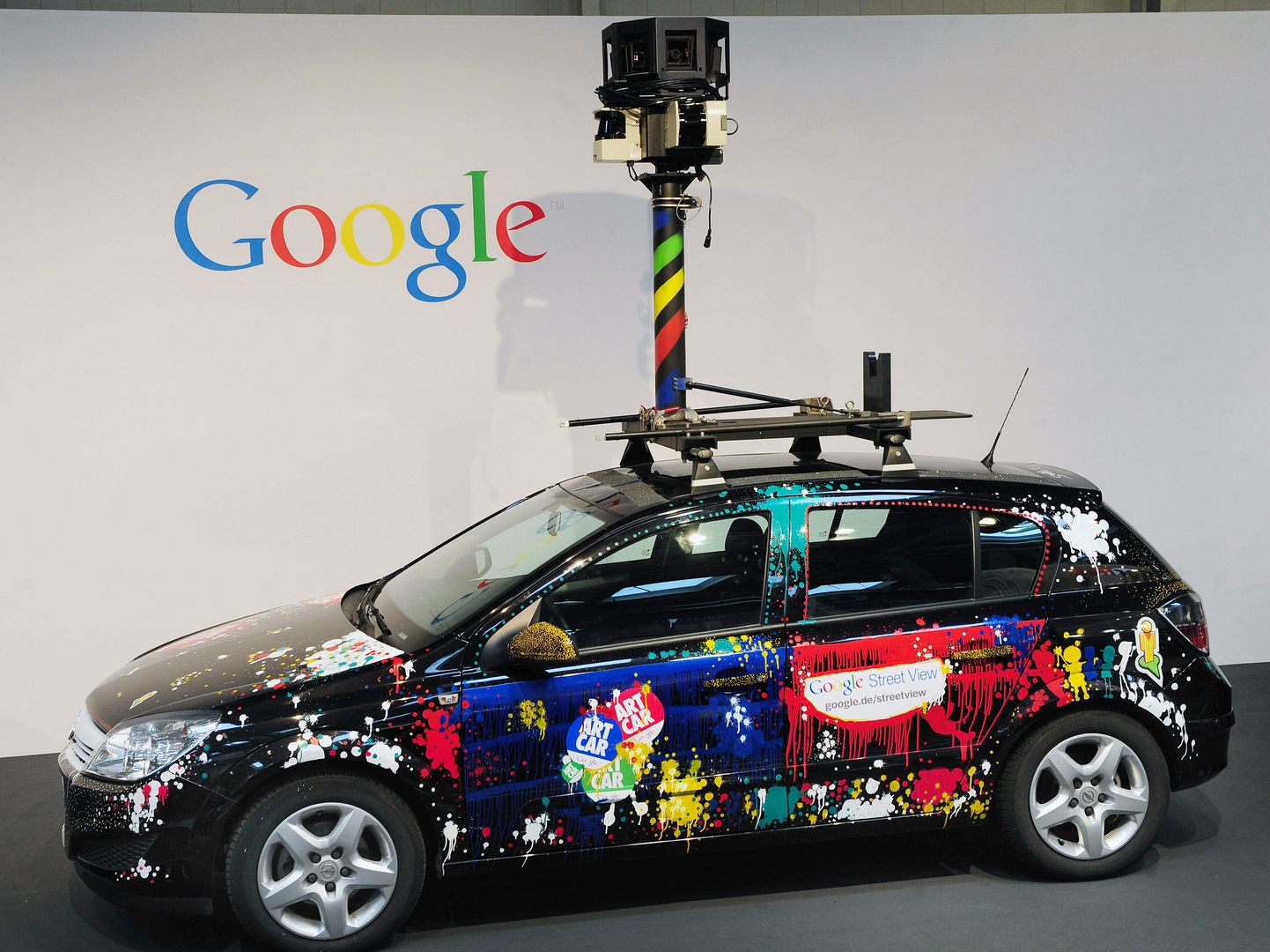 Google Street View tabas naise 43 korral