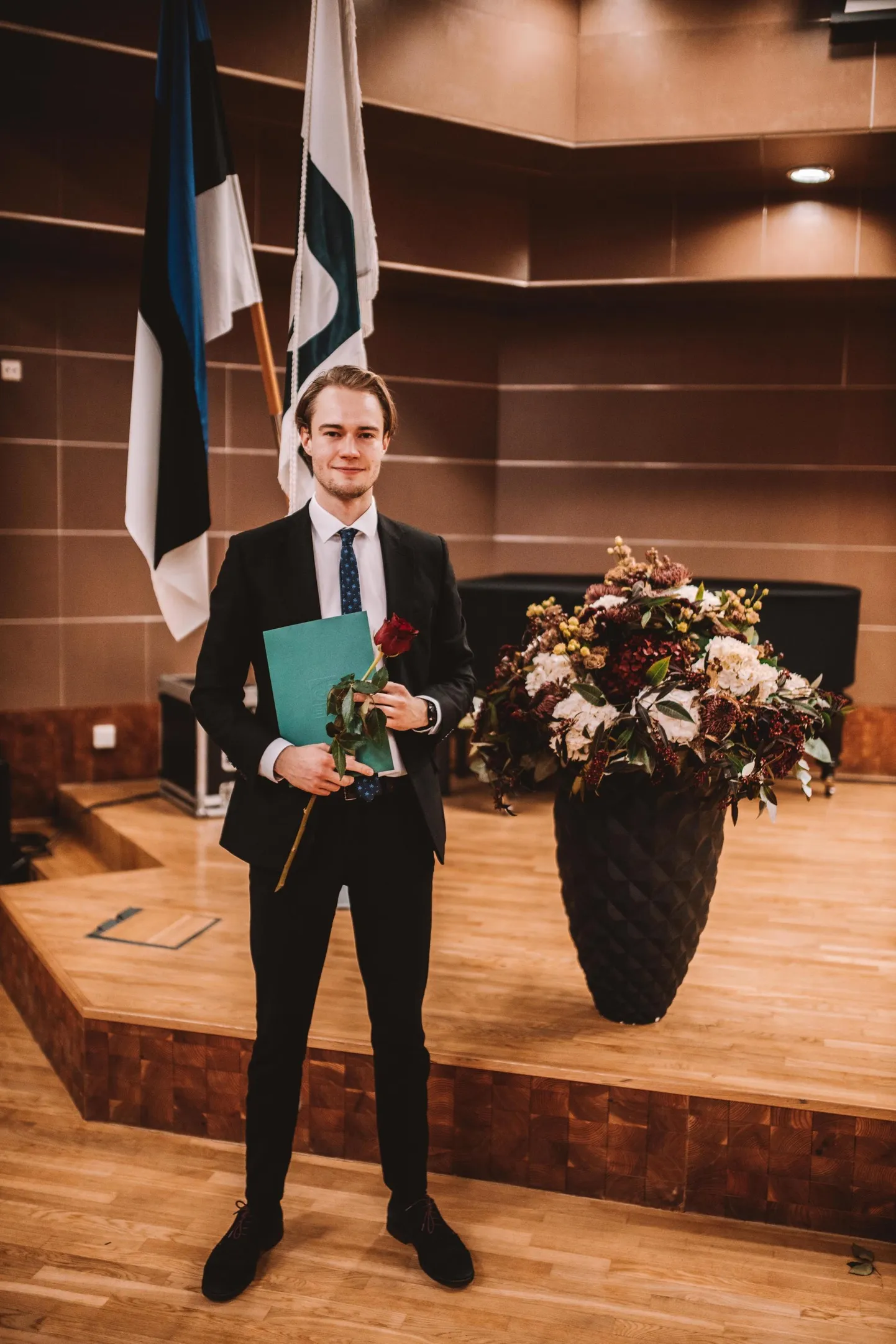 Kristo Ambusele anti stipendium üle reedel toimunud aktusel.