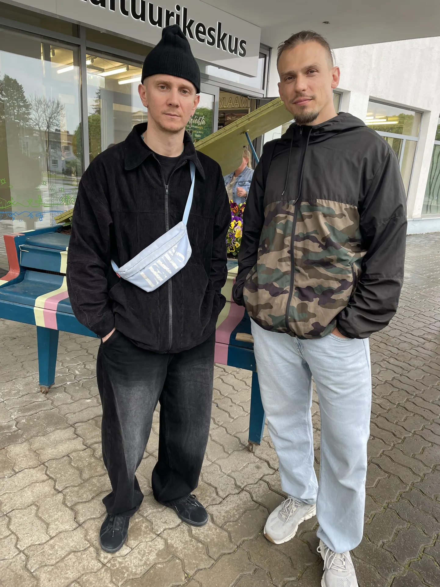 Eesti eurolaulule koreograafia teinud Igor Lider (vasakul) ja turvamehena esinenud Alexander Makarov alustasid tantsimist Valga Joy stuudios.