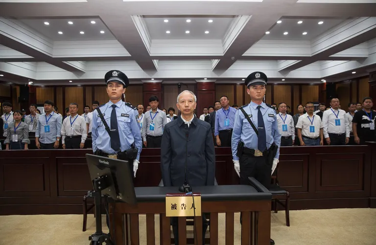 Endine Sichuani provintsi kuberner Li Chengyun selle aasta mais kohtu ees korruptsioonikuritegude eest. imago/Xinhua/Scanpix
