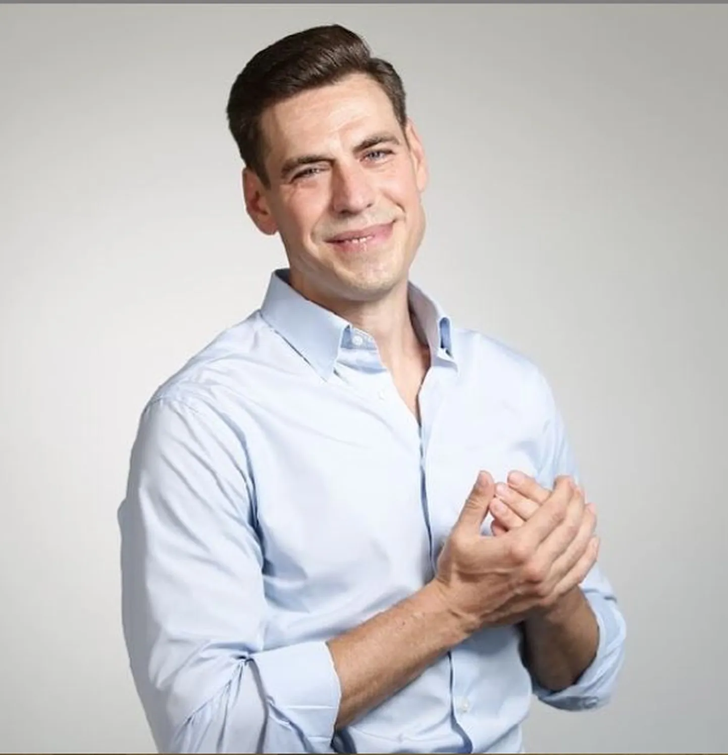 Дмитрий Дюжев