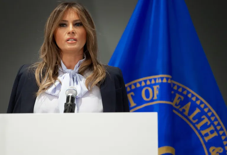 Ameerika Ühendriikide esileedi Melania Trump küberkiusamise vastasel konverentsil.