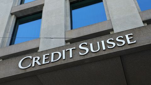 Credit Suisse lükkas USA finantsinspektsiooni päringute järel aastaaruande avaldamise edasi