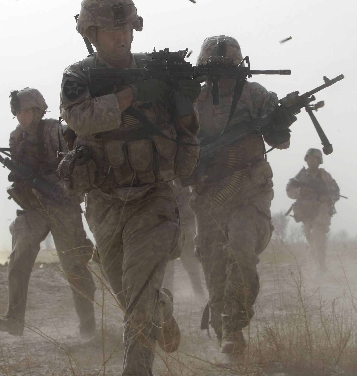 USA sõdurid Afganistani lõunaosas Helmandi provintsis toimuval suurpealetungil.