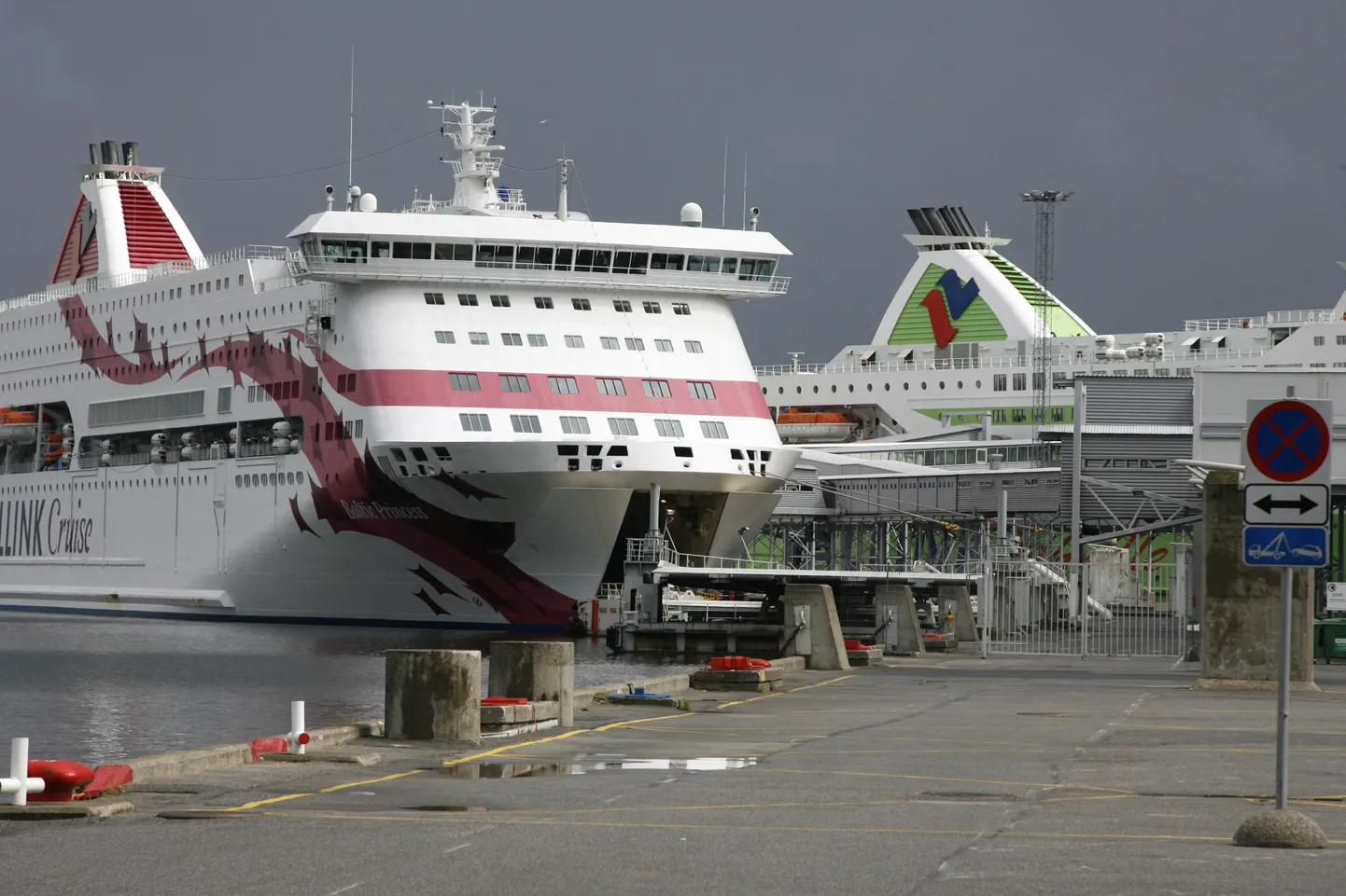 Tallinki reisilaevad sadamas.