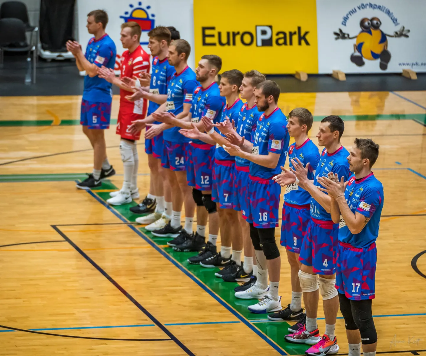 Pärnu võrkpalliklubi.