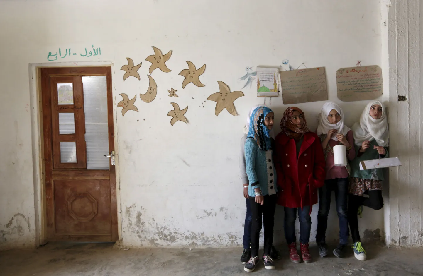 Süüria koolilapsed al-Tamanah linnas.