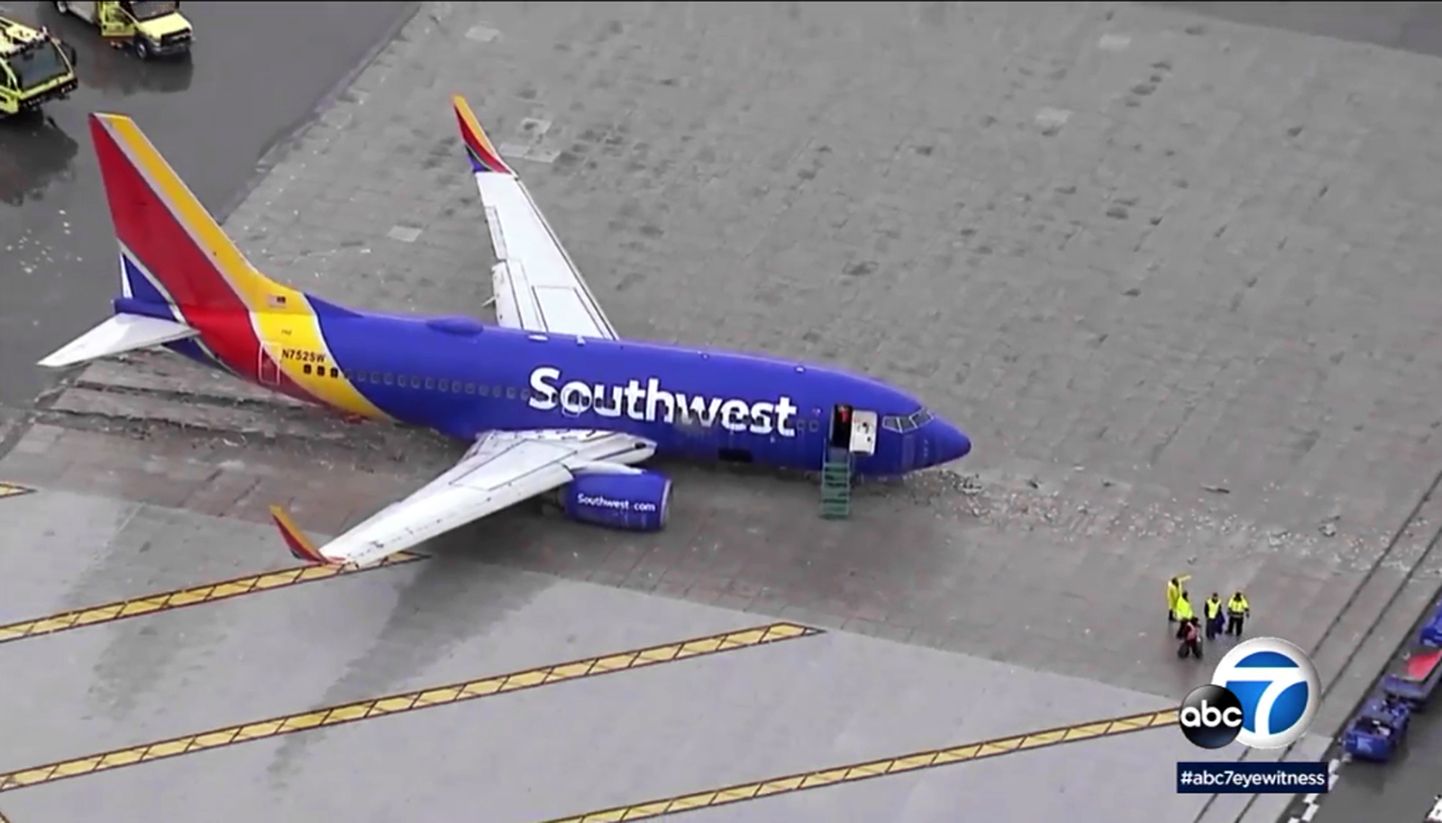Пассажирский самолет авиакомпании Southwest