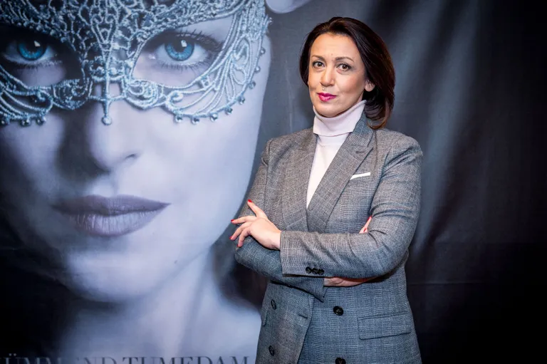 Oksana Tanditi kollektsioon "Miss Steele"