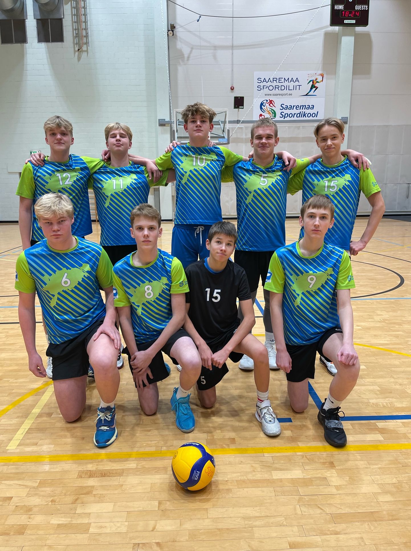 Saaremaa Spordikooli U-18 poisid