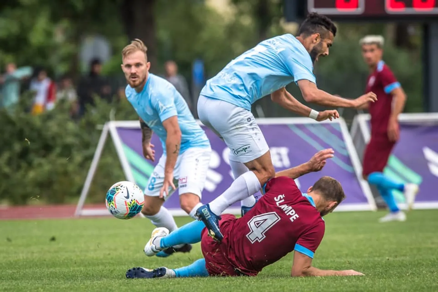 "Riga" futbolisti mačā pret "Jelgavu".