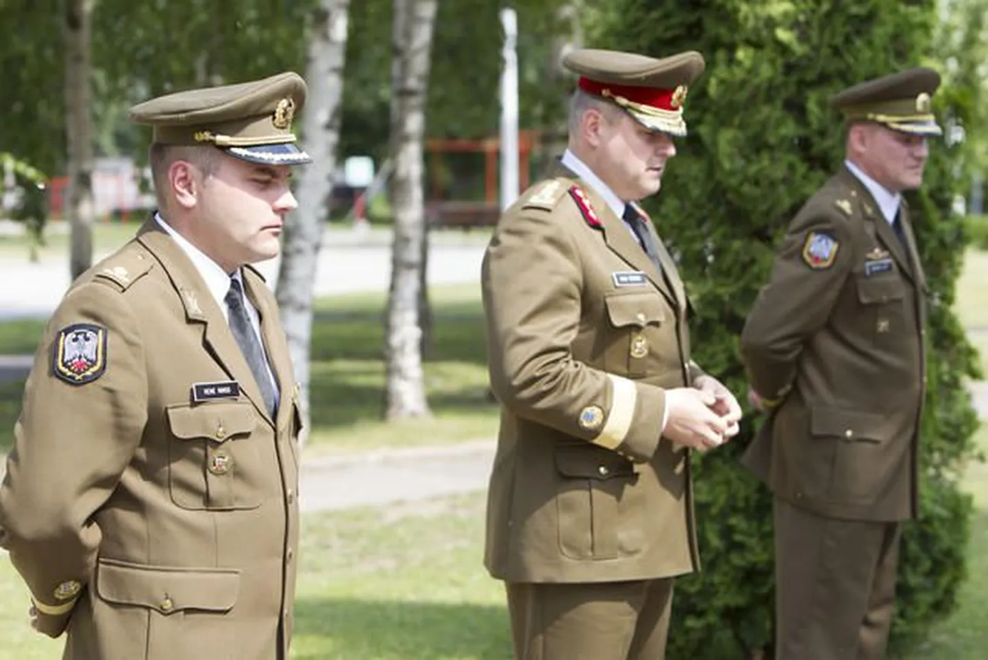Major Aleksei Latt andis staabi- ja sidepataljoni juhtimise üle major René Innosele.