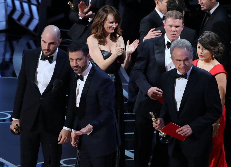 Segadus Oscar-galal, paremal Warren Beatty / Lucy Nicholson/Reuters/Scanpix