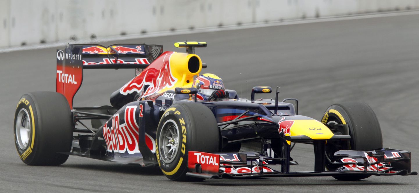 Mark Webber sõitis välja hooaja esimese parima stardikoha.