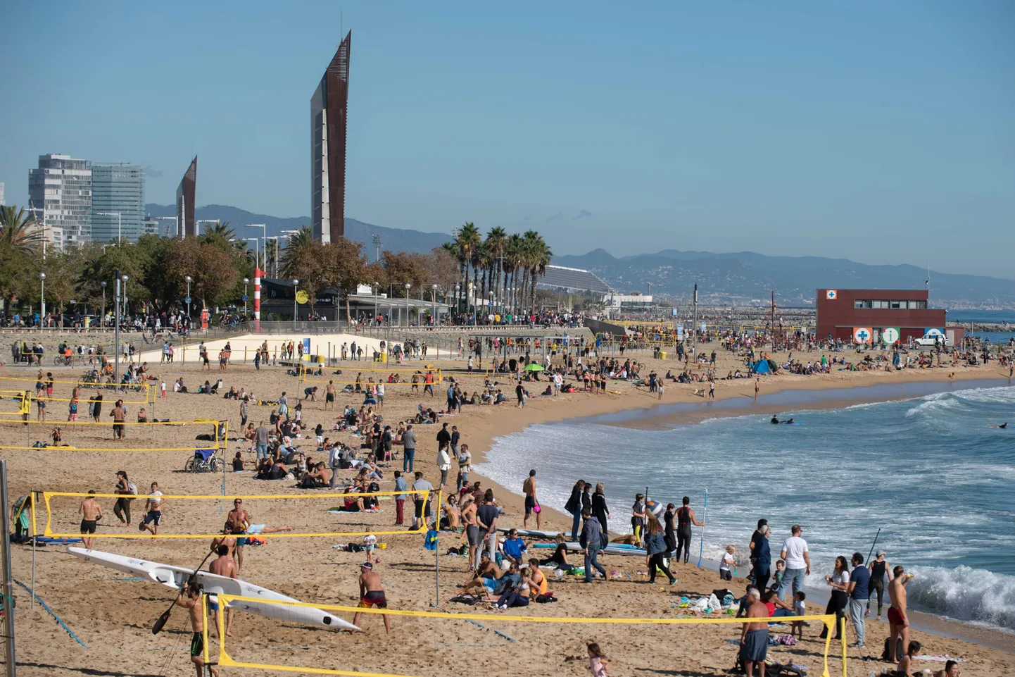 Väga soe ilm Hispaanias Barcelonas novembris 2020
